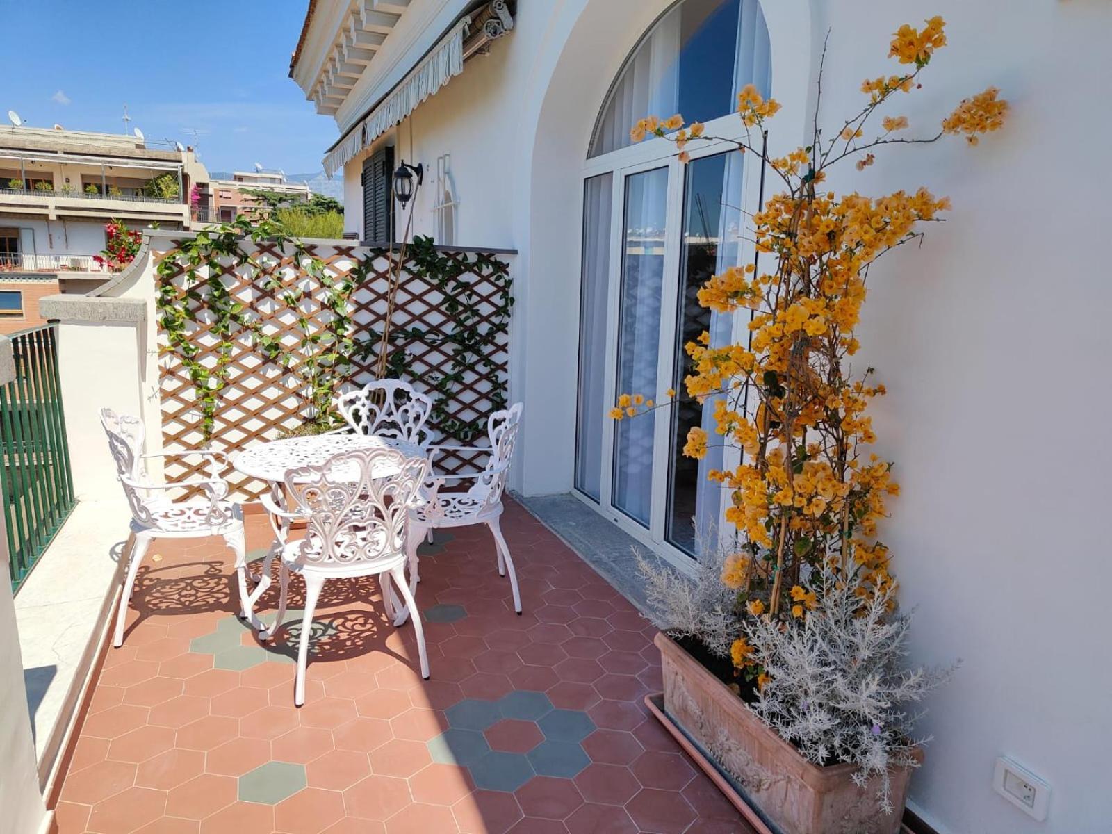 Hotel Casa Enzina Península Sorrentina Exterior foto